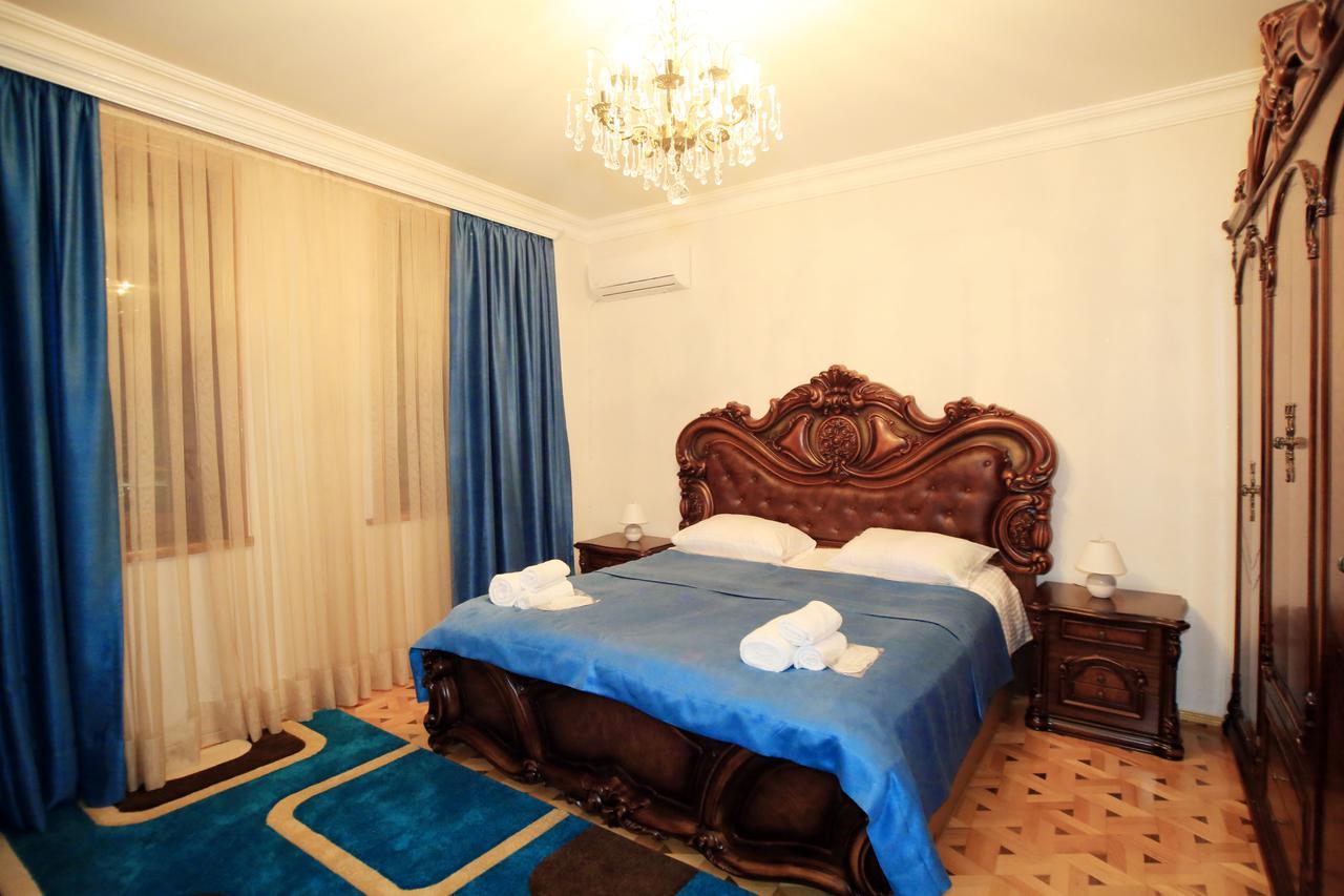 Old District Apartment Кутаиси Екстериор снимка