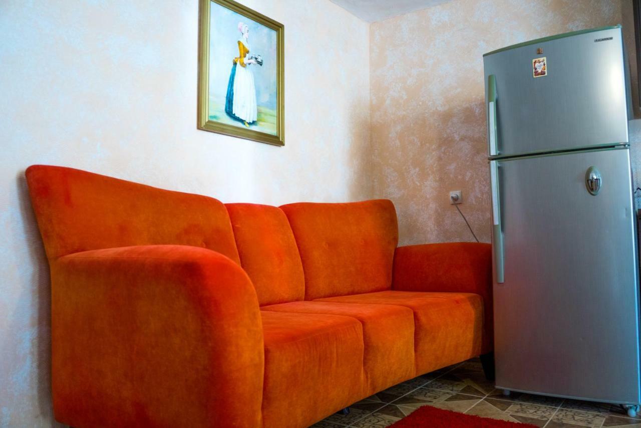 Old District Apartment Кутаиси Екстериор снимка